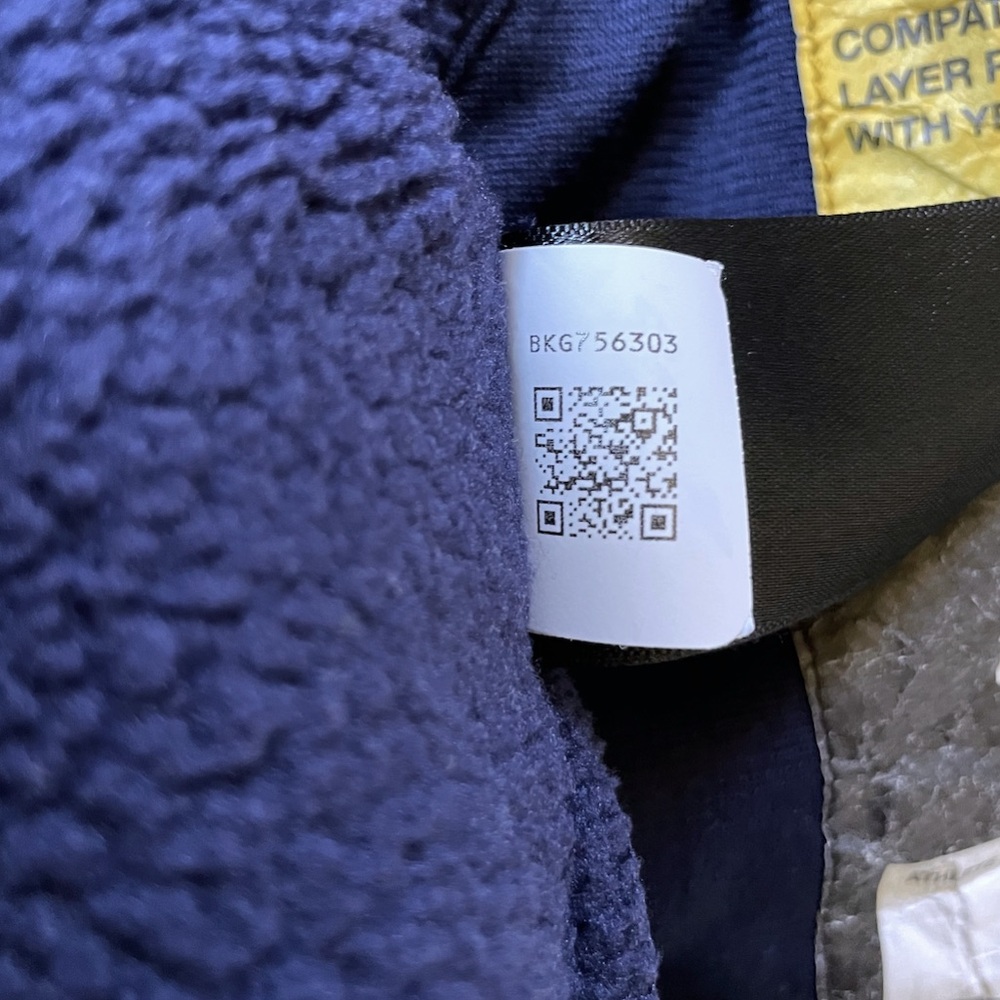 The North Face Boys’ Sherpa Fleece Navy Jacket - Picture 11 of 12